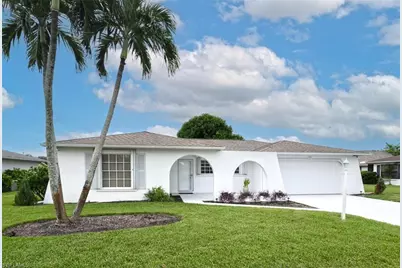 104 Picardy Ct, Naples, FL 34112 - Photo 1