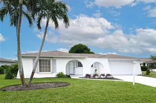 104 Picardy Ct, Naples, FL 34112 - Photo 1