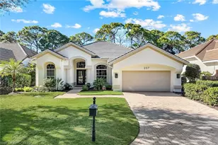 237 Charleston Ct, Naples, FL 34110 - Photo 1