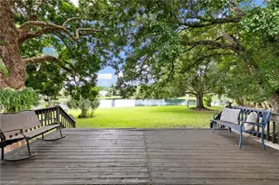 431 Widgeon Point, Naples, FL 34105 - Photo 1