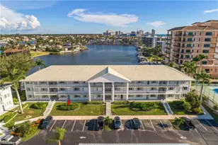 10682 Gulf Shore Dr, Naples, FL 34108 - Photo 1