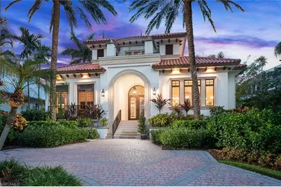 426 13th Ave S, Naples, FL 34102 - Photo 1