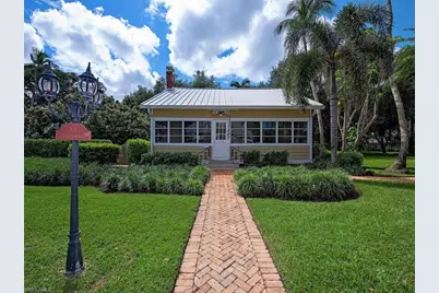 88 11th Ave S, Naples, FL 34102 - Photo 1