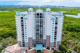 445 Cove Tower Dr, Naples, FL 34110 - Photo 1