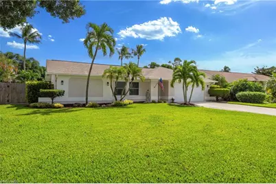 10381 Regent Cir, Naples, FL 34109 - Photo 1