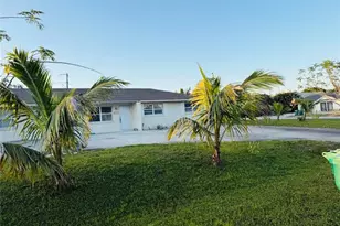 1387 Hernando St, Naples, FL 34103 - Photo 1