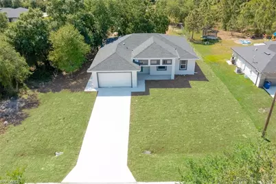 2113 Robert Ave, Alva, FL 33920 - Photo 1