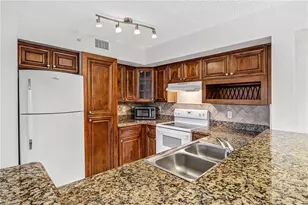 1240 Wildwood Lakes Blvd, Naples, FL 34104 - Photo 1