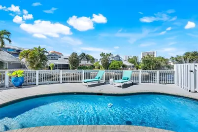 635 Bridgeway Ln, Naples, FL 34108 - Photo 1