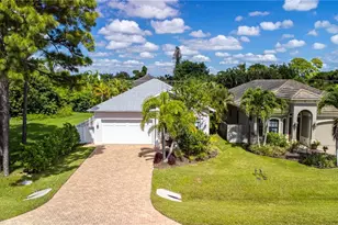 721 93rd Ave N, Naples, FL 34108 - Photo 1