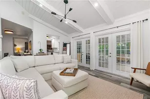 1320 Lake Shore Dr, Naples, FL 34103 - Photo 1