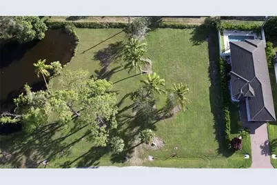 2710 Linda Dr, Naples, FL 34112 - Photo 1