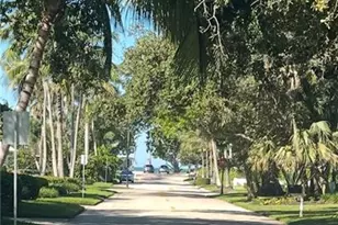 162 11th Ave S, Naples, FL 34102 - Photo 1