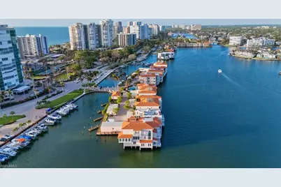 4000 Gulf Shore Blvd N #1400, Naples, FL 34103 - Photo 1