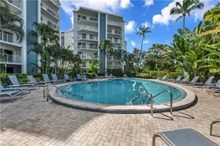 1300 Gulf Shore Blvd N, Naples, FL 34102 - Photo 1