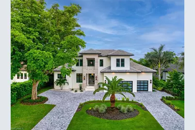 3190 Crayton Rd, Naples, FL 34103 - Photo 1
