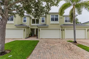 1330 Mariposa Cir, Naples, FL 34105 - Photo 1