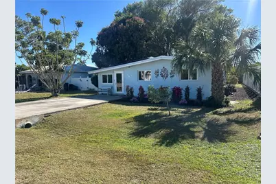736 92nd Ave N, Naples, FL 34108 - Photo 1