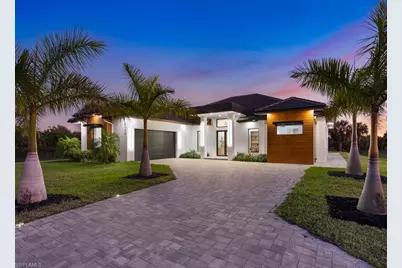 424 Shady Hollow Blvd W, Naples, FL 34120 - Photo 1