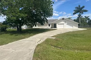137 Meta St, Fort Myers, FL 33905 - Photo 1