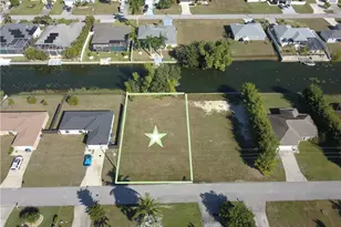 609 SE 2nd St, Cape Coral, FL 33990 - Photo 1