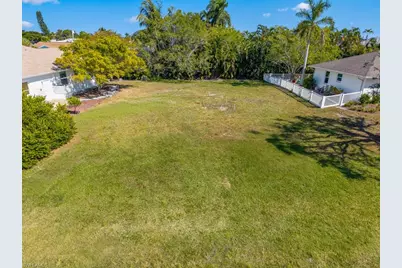 133 Cyrus St, Marco Island, FL 34145 - Photo 1