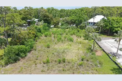 14917 Martin Dr, Fort Myers, FL 33908 - Photo 1