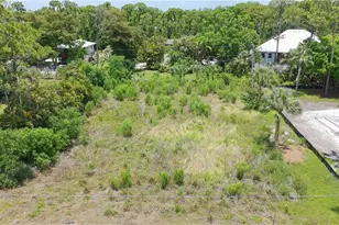 14917 Martin Dr, Fort Myers, FL 33908 - Photo 1