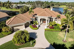 1676 Persimmon Dr, Naples, FL 34109 - Photo 1