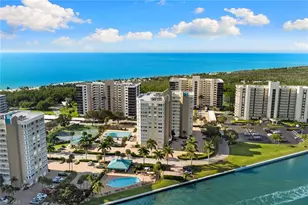 21 Bluebill Ave, Naples, FL 34108 - Photo 1