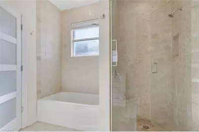 2082 E Tobago Cir, Fort Myers, FL 33905 - Photo 23