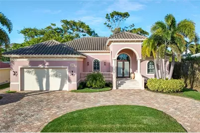 310 Colonial Ave, Marco Island, FL 34145 - Photo 1