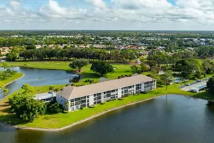 460 Fox Haven Dr, Naples, FL 34104 - Photo 1