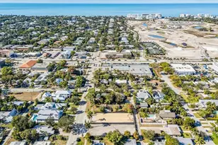 1075 7th Ave N, Naples, FL 34102 - Photo 1