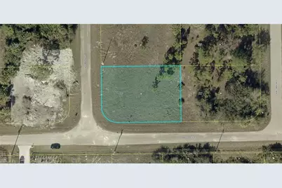 653 Crossarm Ave S, Lehigh Acres, FL 33974 - Photo 1