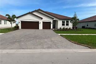 2063 Grove Dr, Naples, FL 34120 - Photo 1