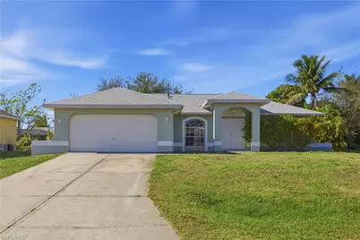 826 SE 5th Ct, Cape Coral, FL 33990 - Photo 1