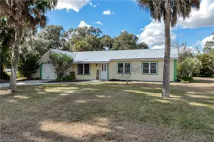 4003 S Edgewater Cir, Labelle, FL 33935 - Photo 1