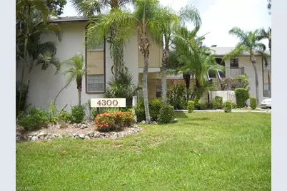 4300 Gulfstream Dr #2D, Naples, FL 34112 - Photo 1