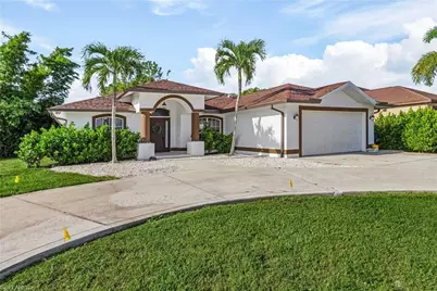 27300 Imperial Oaks Cir, Bonita Springs, FL 34135 - Photo 1