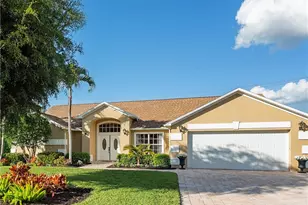 579 Raven Way, Naples, FL 34110 - Photo 1