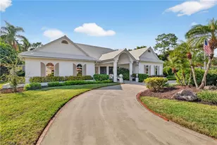 129 Edgemere Way S, Naples, FL 34105 - Photo 1