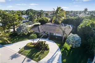 748 Willowhead Dr, Naples, FL 34103 - Photo 1