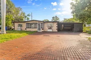 1417 Gardenia Ave, Fort Myers, FL 33916 - Photo 1