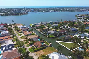 1680 Mullet Ct, Naples, FL 34102 - Photo 1