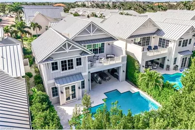 91 14th St S, Naples, FL 34102 - Photo 1