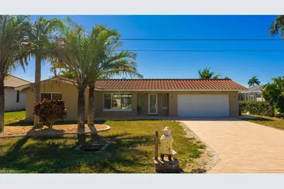 1636 SE 39th St, Cape Coral, FL 33904 - Photo 1