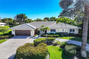 688 Parkview Ln, Naples, FL 34103 - Photo 1