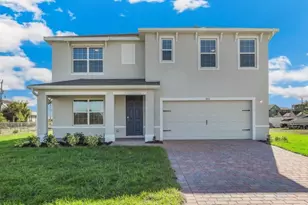 909 NE 1st Pl, Cape Coral, FL 33909 - Photo 1