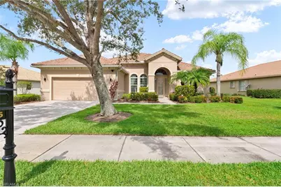 8095 Piedmont Dr, Naples, FL 34104 - Photo 1